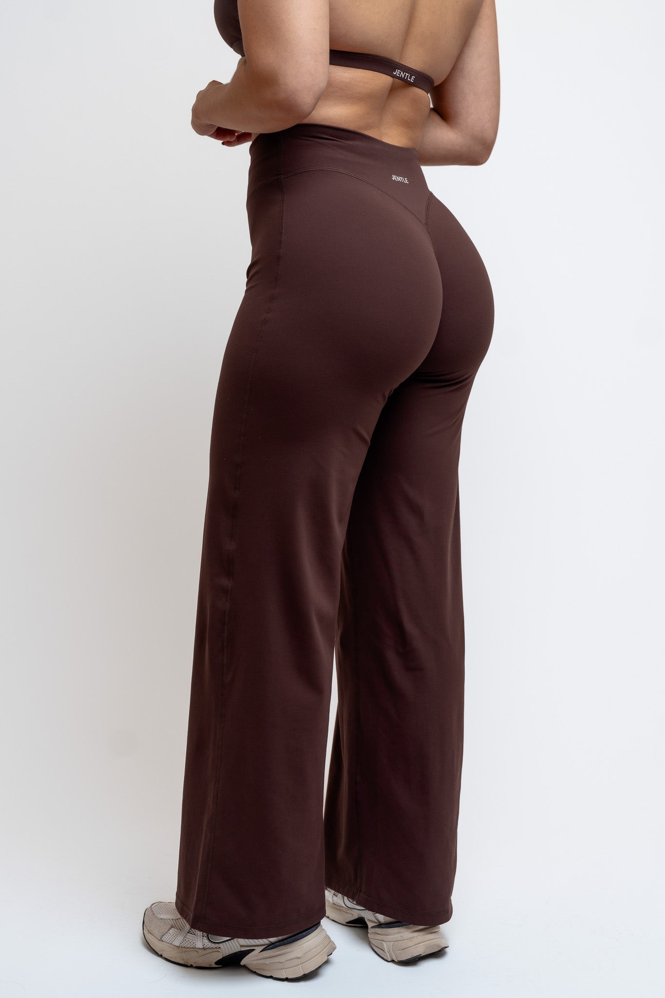 Ease x Amalie Vad - Straight Leg Pants (Coffee Brown)