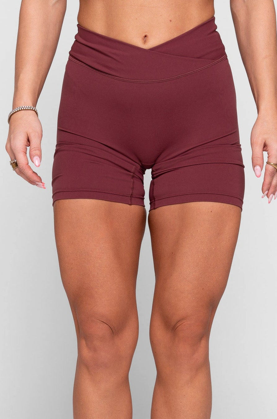 Thrive V-Cut Shorts (Bordeaux)
