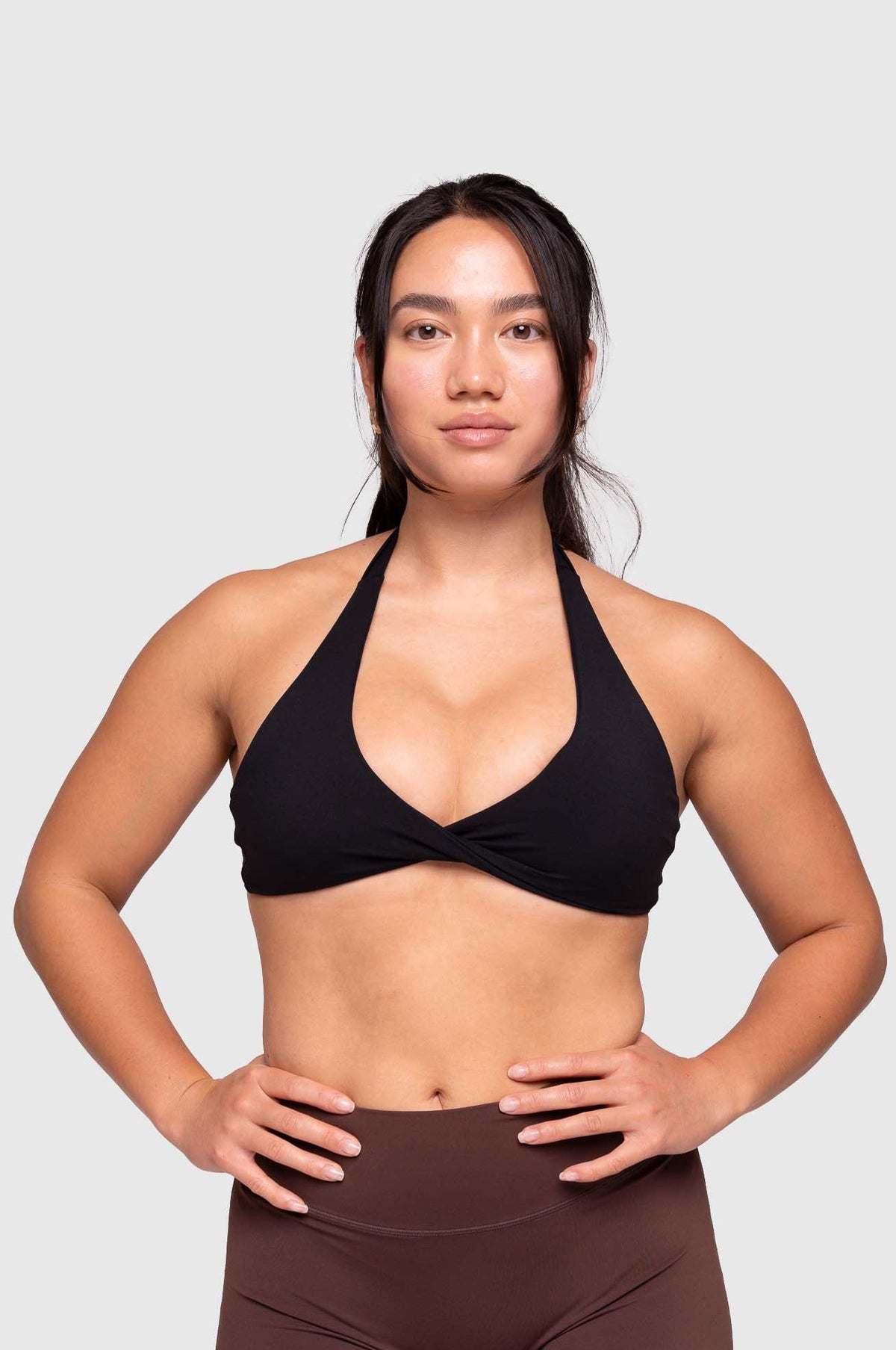 Thrive Halterneck Sports Bra (Black)