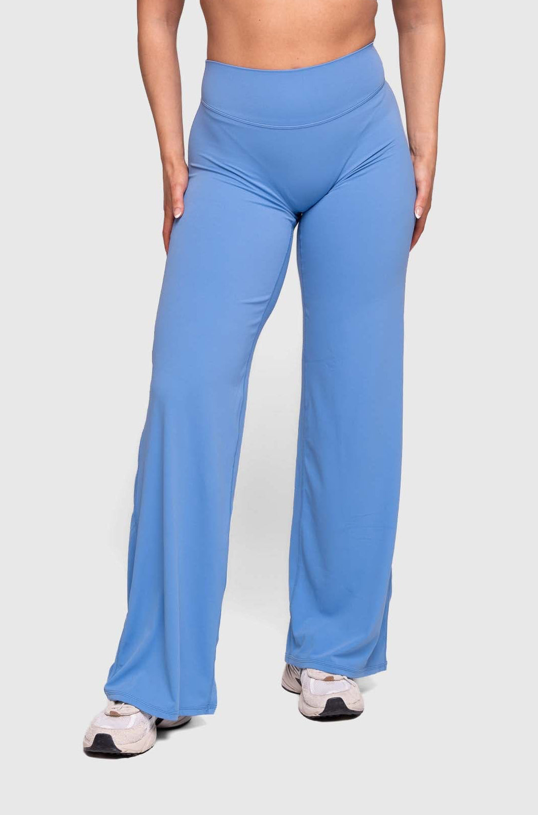 Ease x Amalie Vad - Straight Leg Pants (Blue)