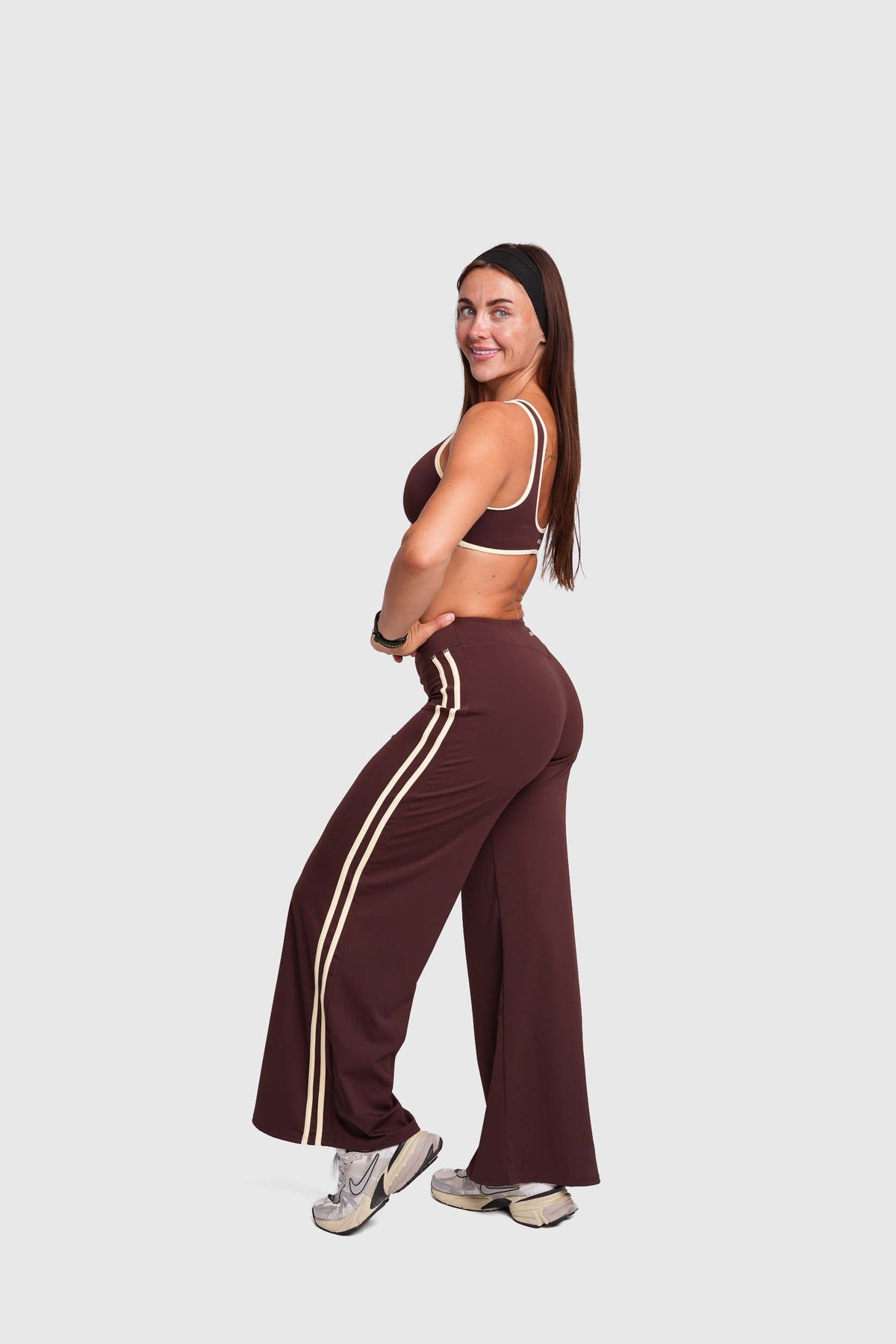 Flow Striped Wide leg pants (Brown/Butter Yellow)