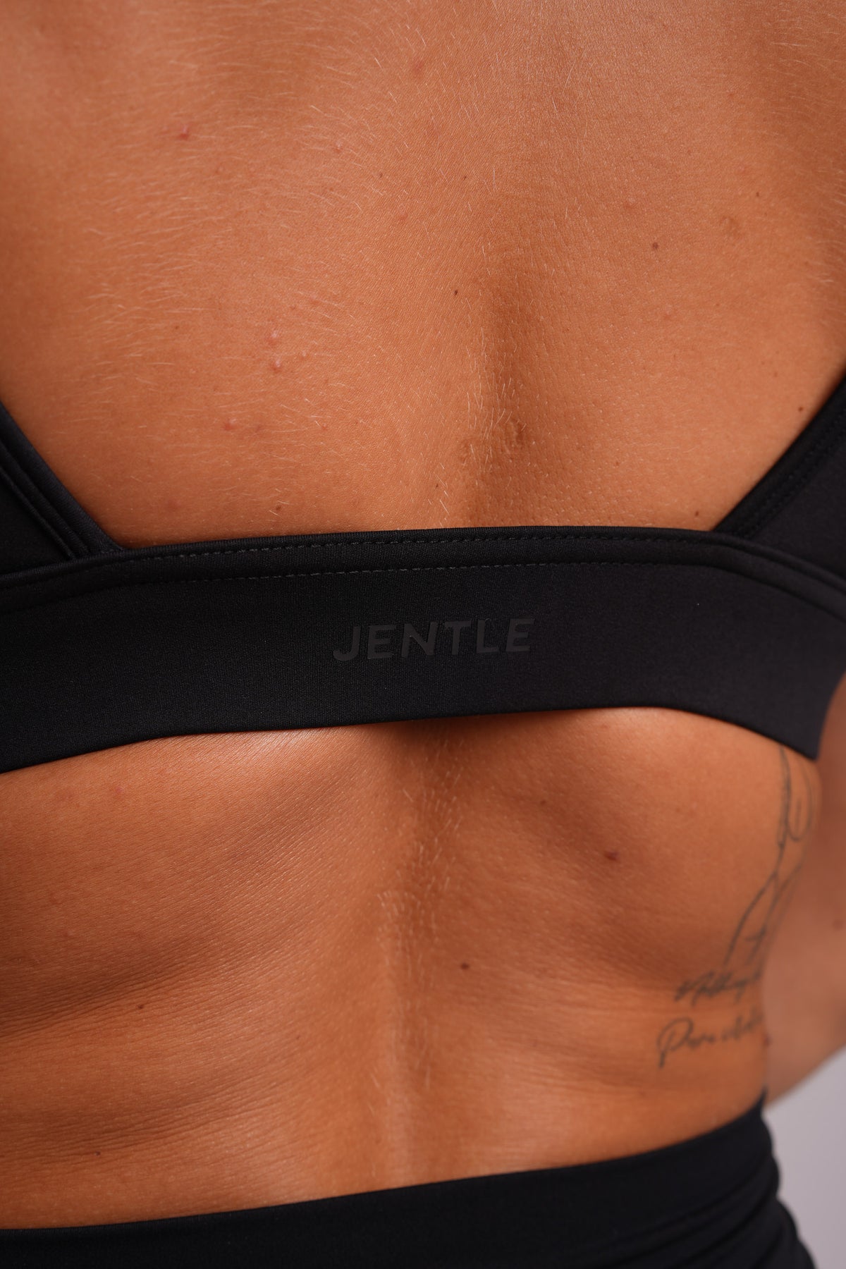 Ease Lift Sports Bra