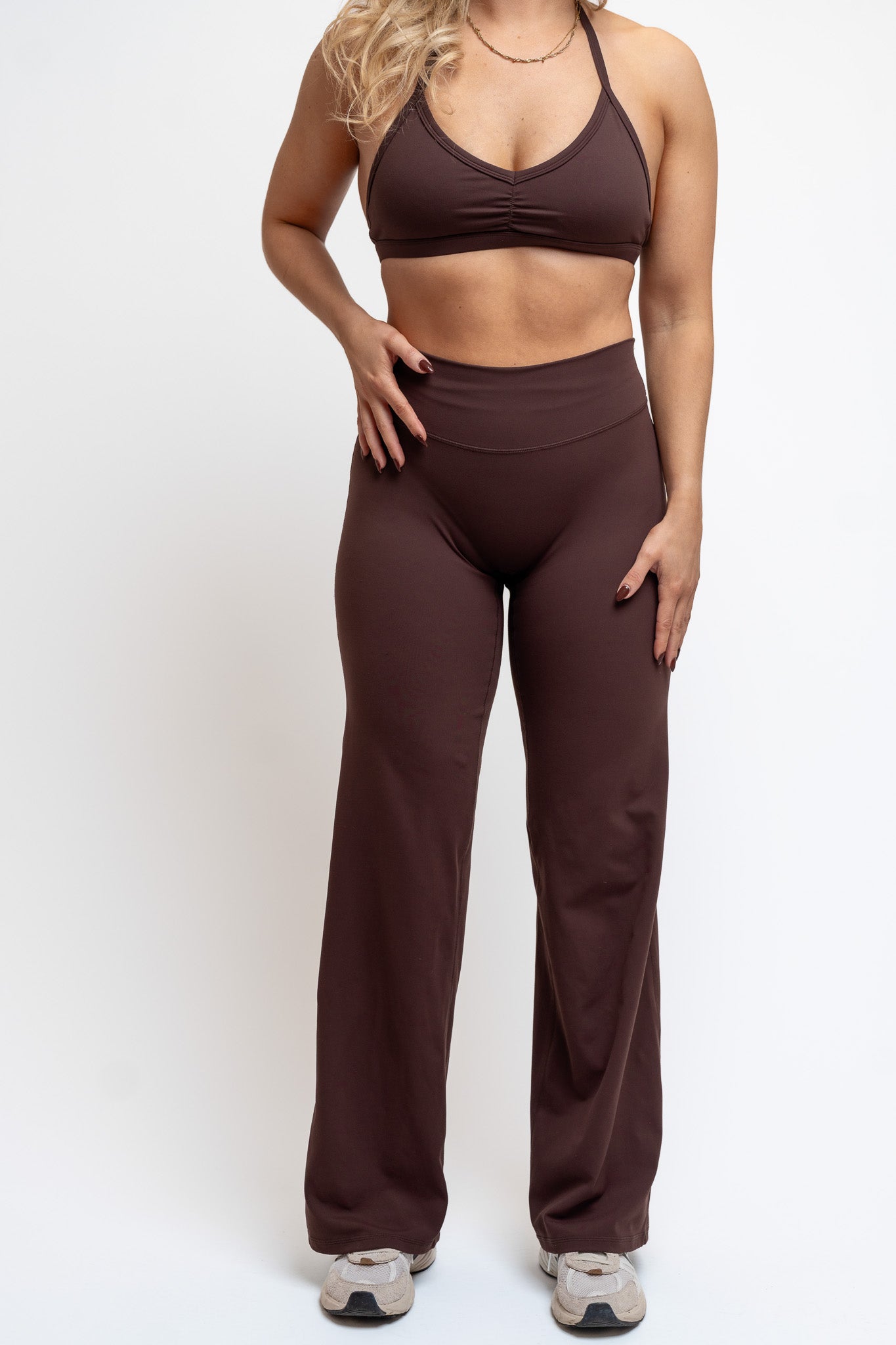 Ease x Amalie Vad - Straight Leg Pants (Coffee Brown)