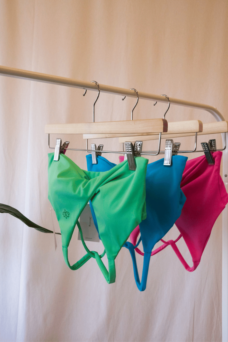 Skylar Sports Bra (Pink)