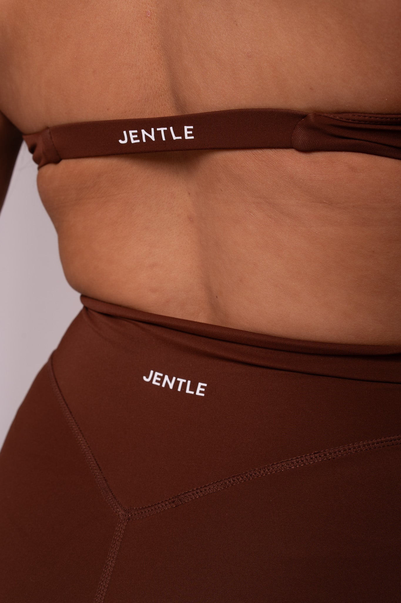 Thrive Halterneck Sports Bra (Brown)