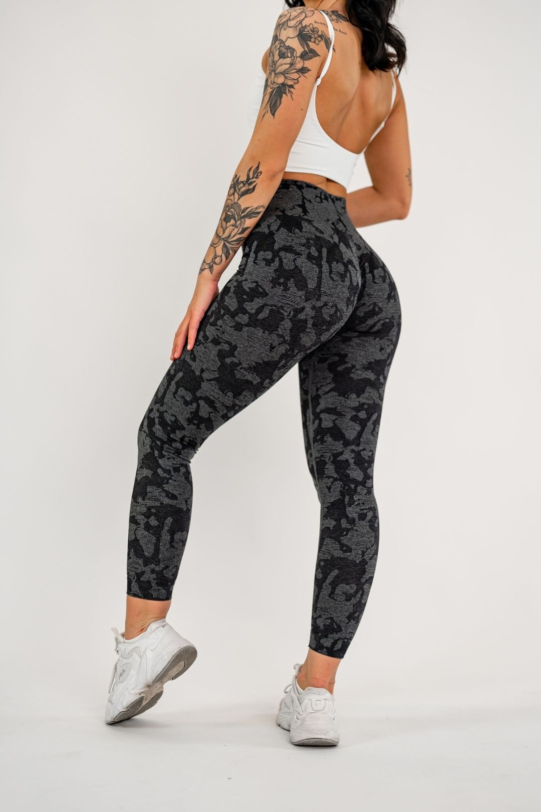 Evergreen Envy Leggings - Stylish and Functional Crossover Leggings –  Goodly Clothes