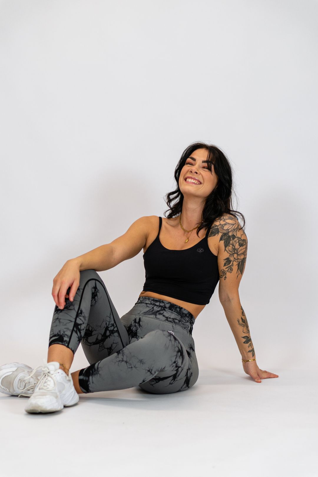 Jentle - Seek Sports Bra (Black)