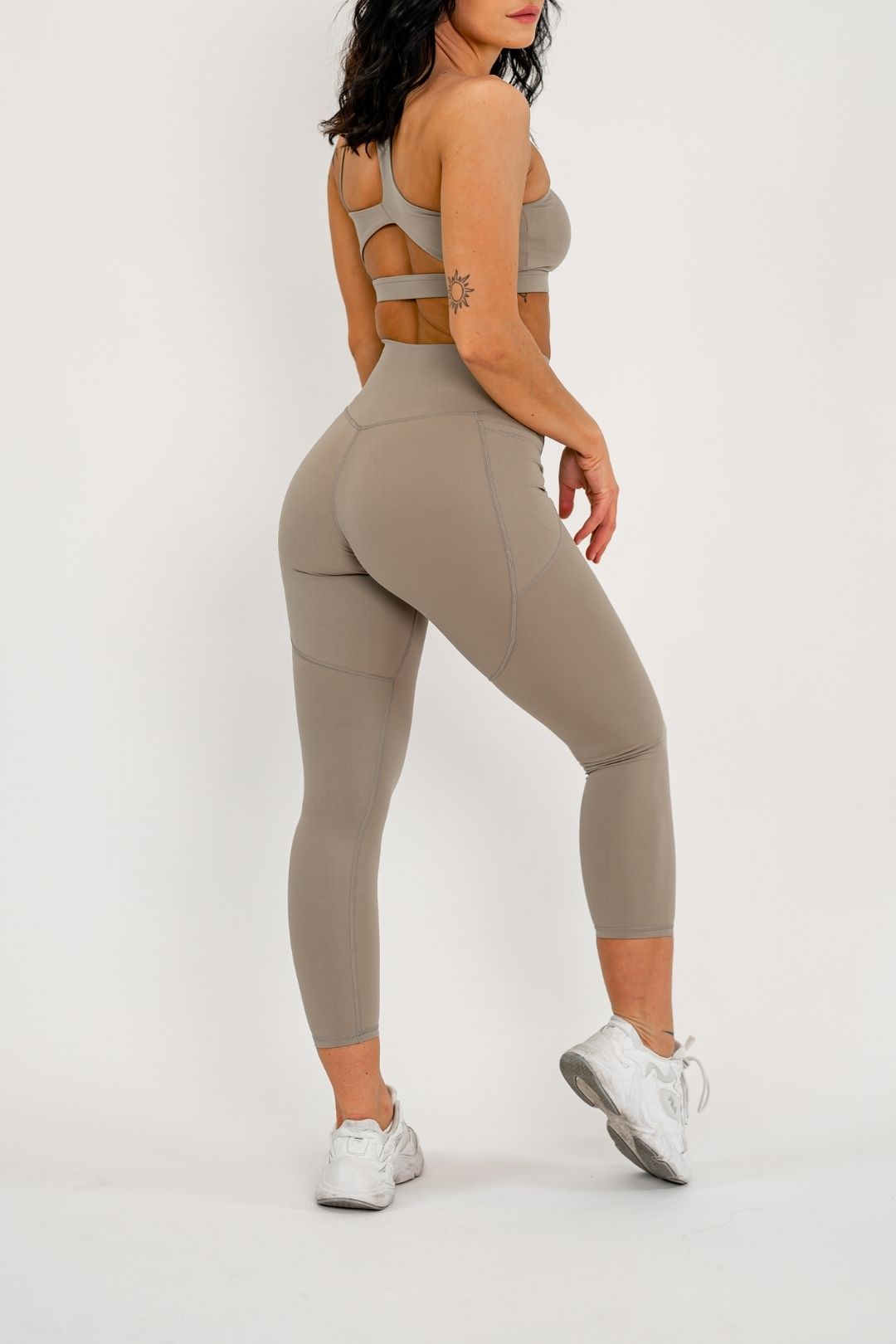 Jentle - Sola Pocket Leggings (Nude)