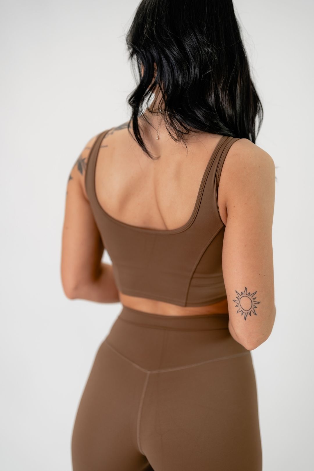 Jentle - Taylor Crop (Brown)