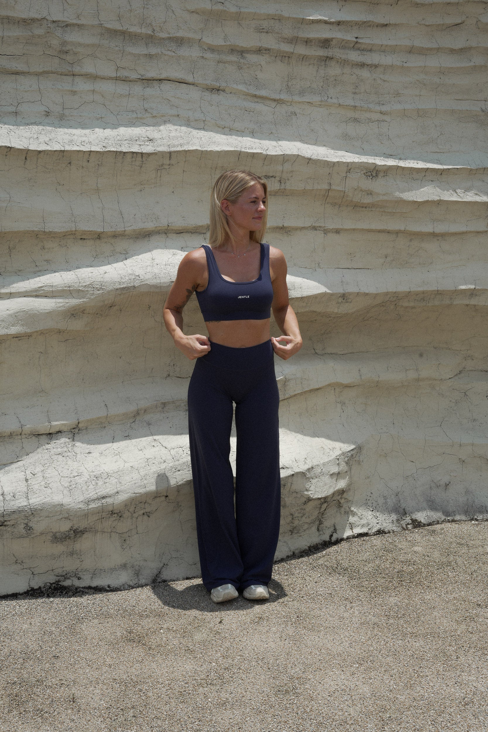 Ease Straight Leg Pants (Dark Blue)