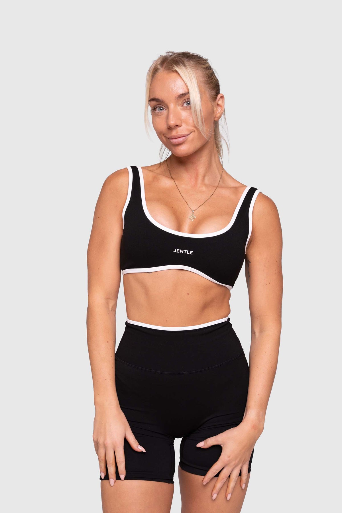 Day Line Shorts (Black)