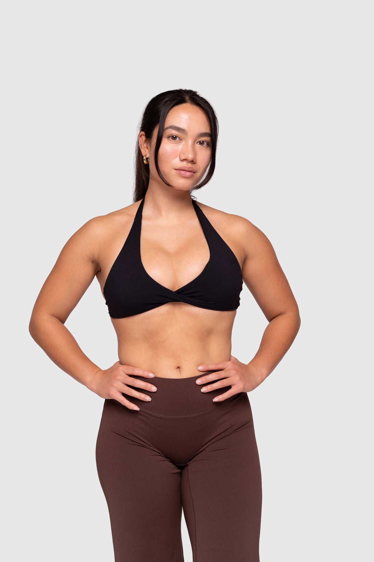 Thrive Halterneck Sports Bra (Black)