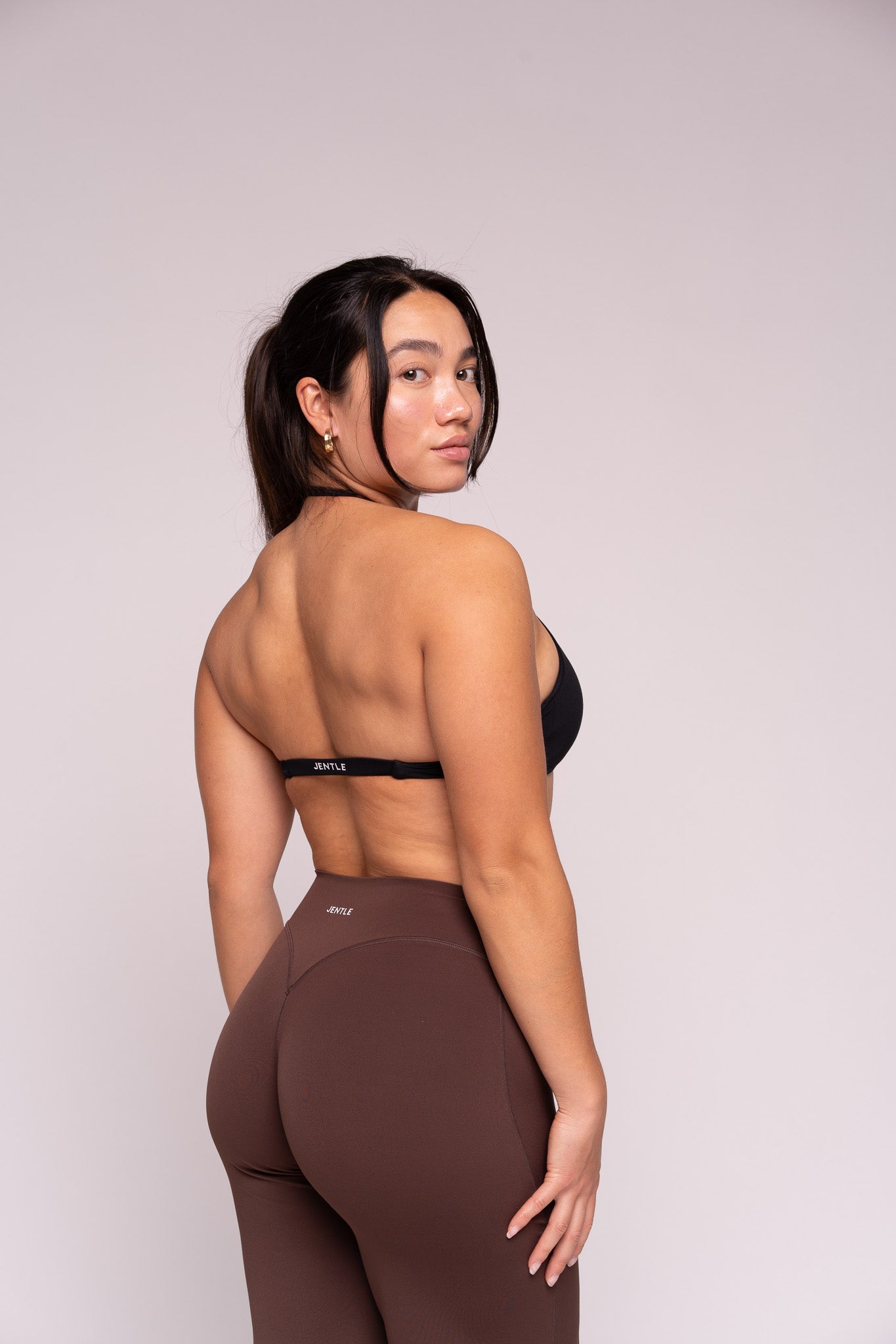 Thrive Halterneck Sports Bra (Black)