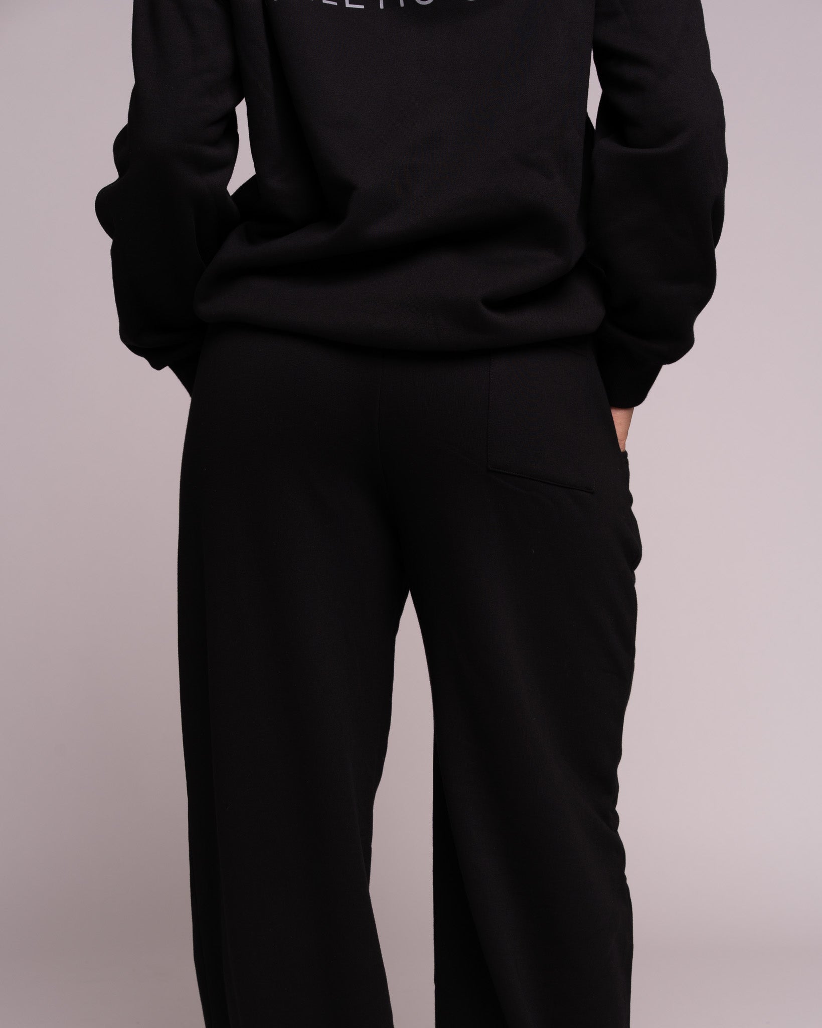 JNTL Straight Leg Sweatpants (Black)