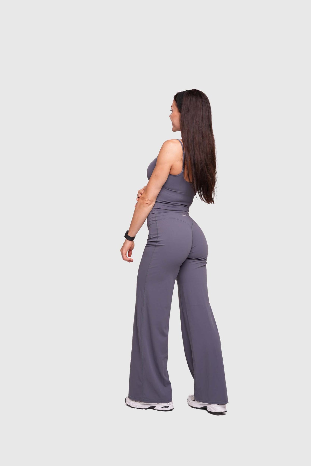 Ease Straight Leg Pants (Dark Grey)