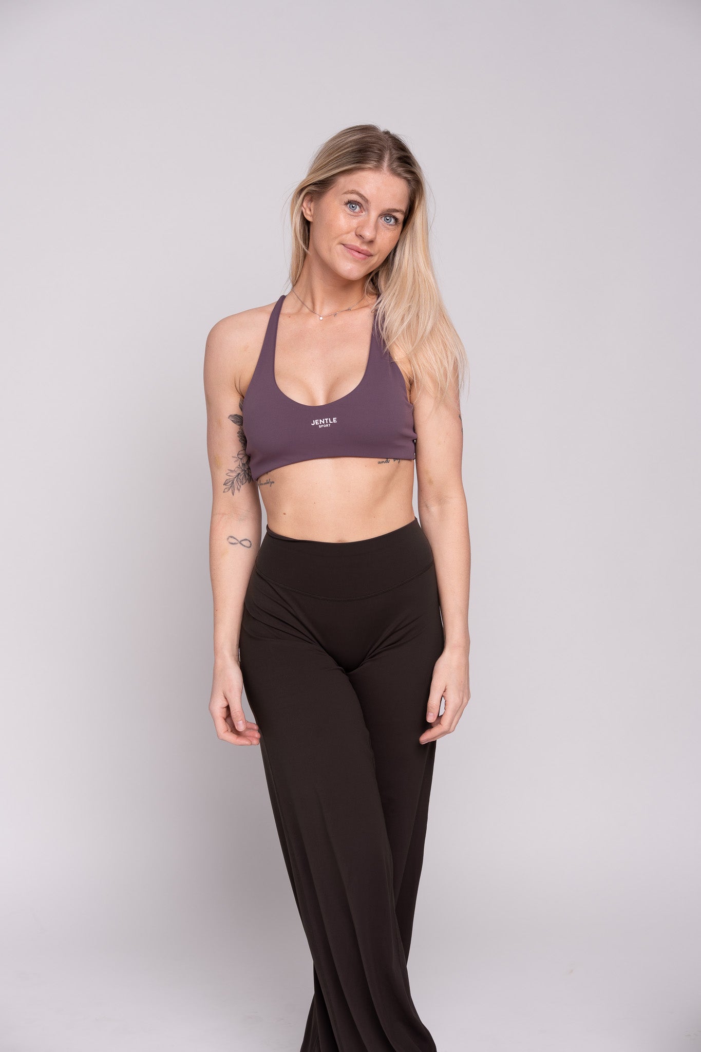 Ease Straight Leg Pants 2.0 (Dark Coffee Bean)