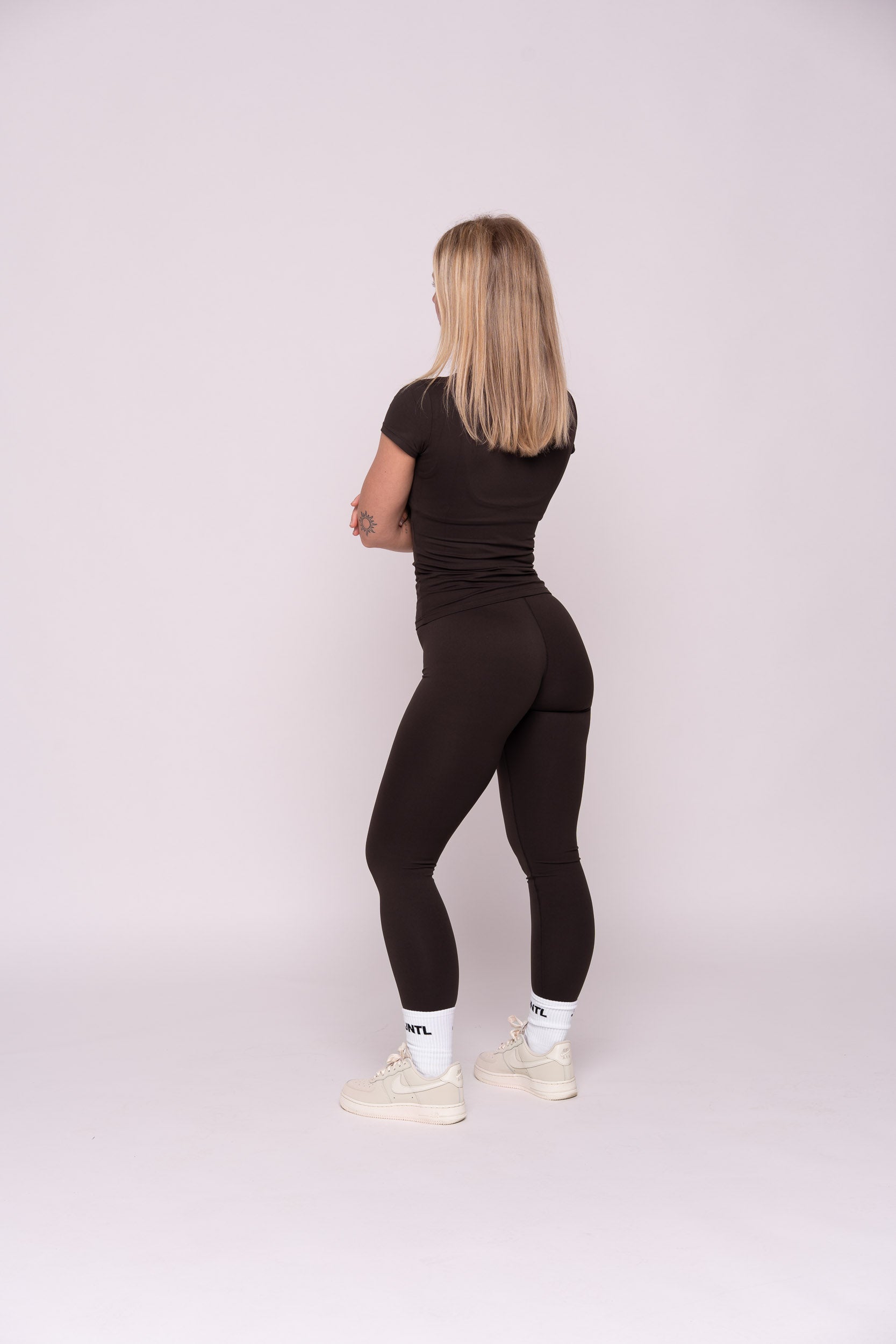 Ease  Leggings (Dark Brown)