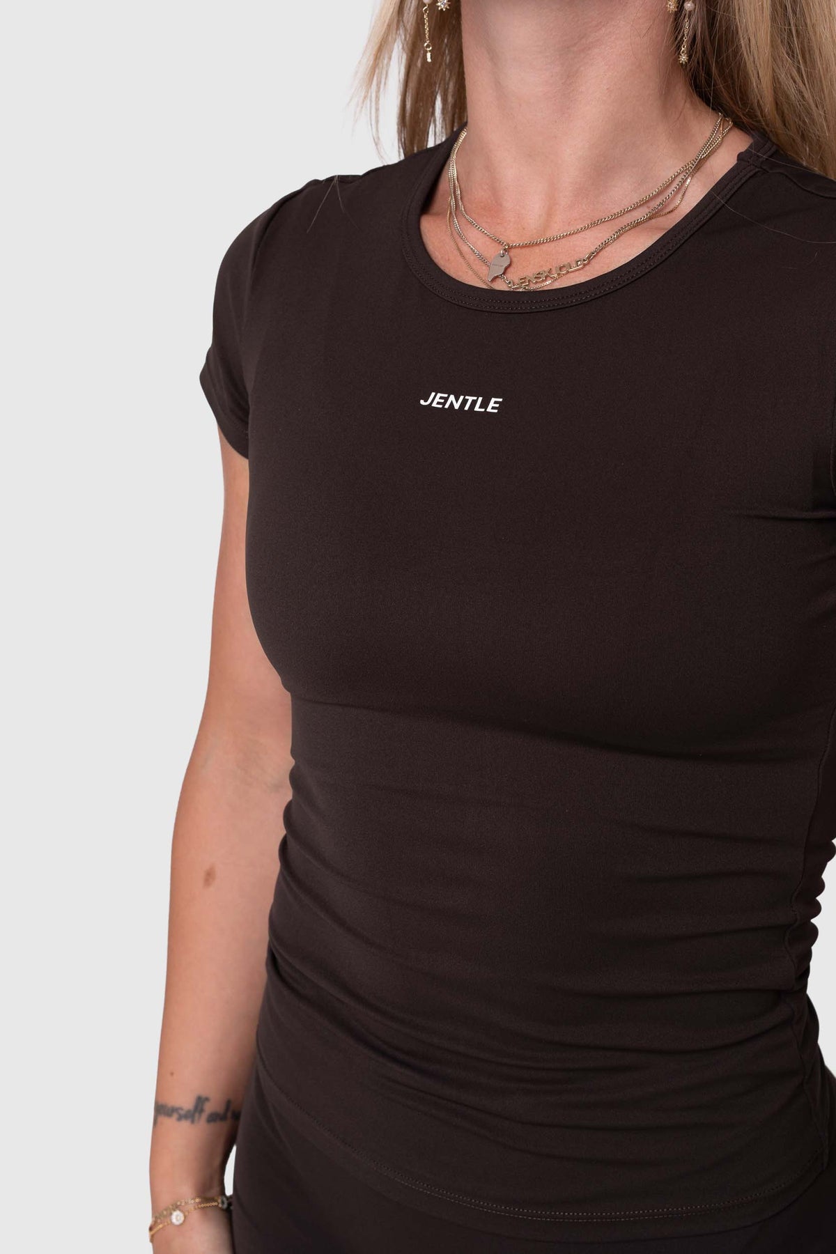 Ease T-Shirt (Dark Brown)
