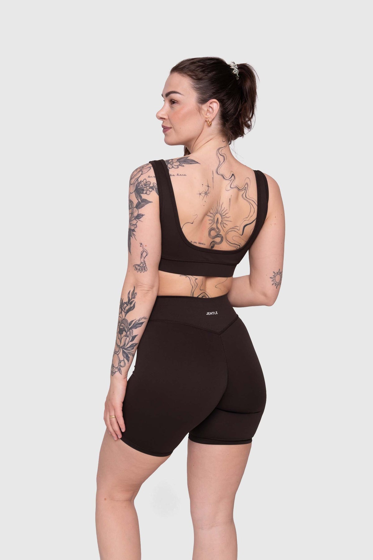 Ease Performance Sports Bra (Dark Brown)