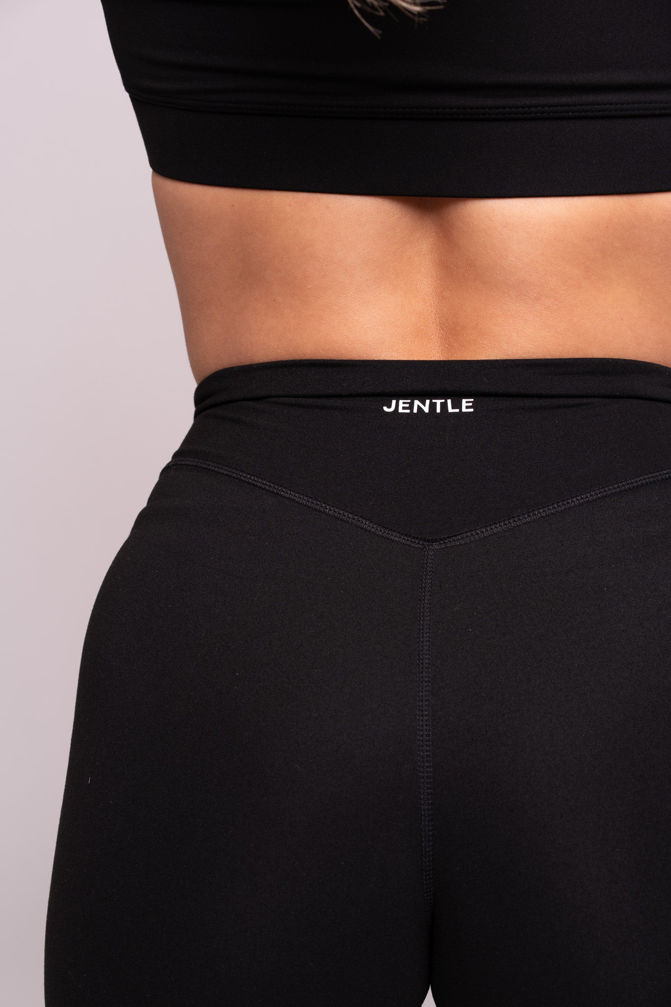 Day Shorts (Black)
