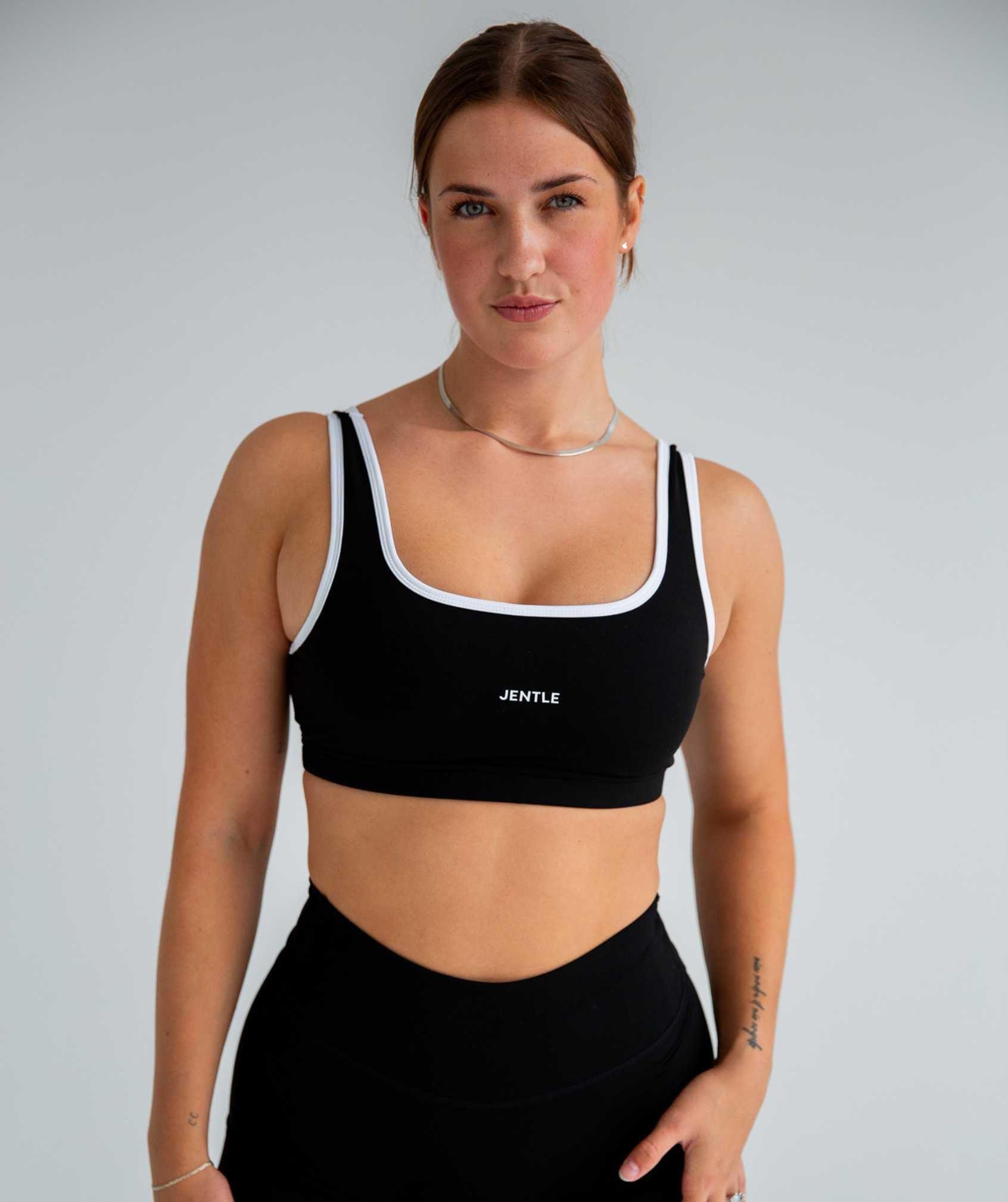 Day Sports Bra (Black/White)