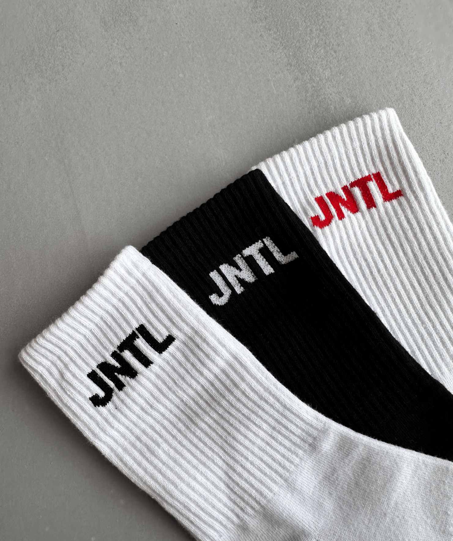 JNTL Socks (White/Red)
